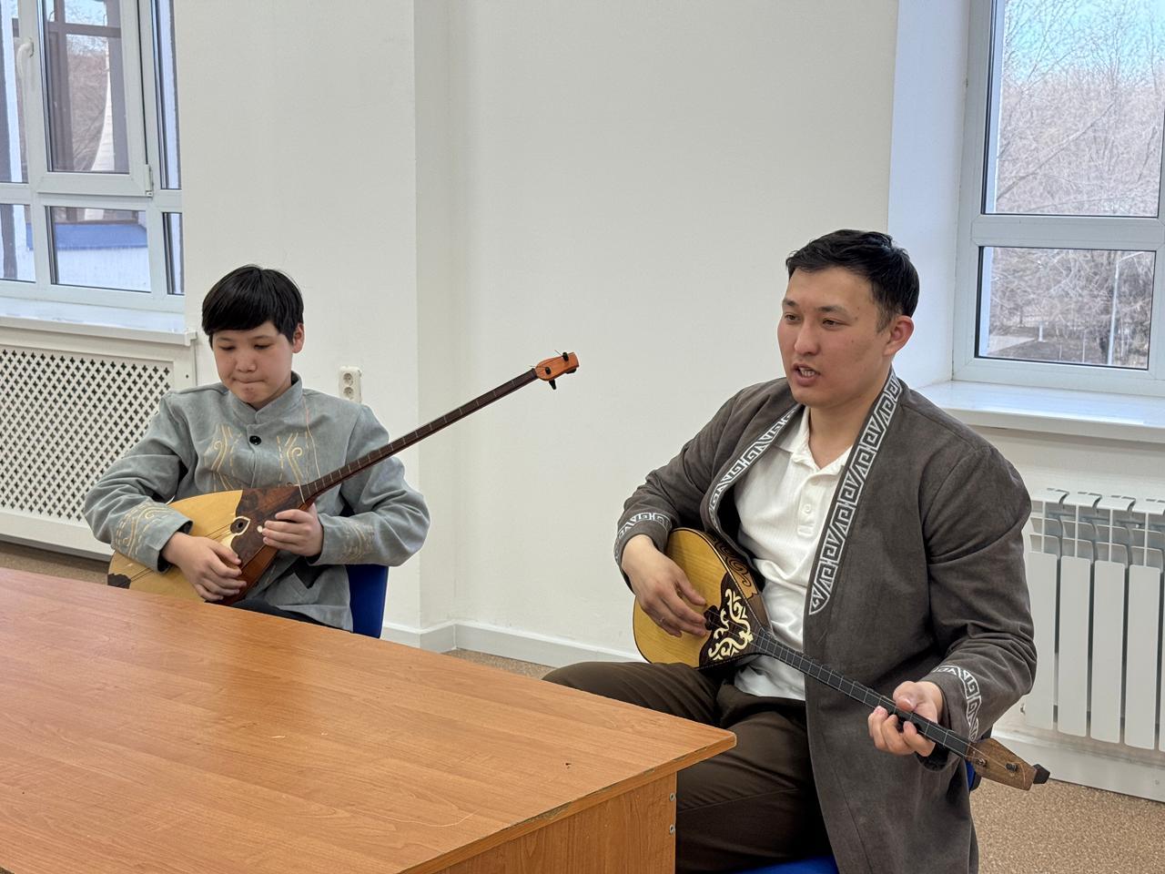«Жас айтыскер» үйірмесінің оқушылары арасында «Жеребе айтыс» өтті