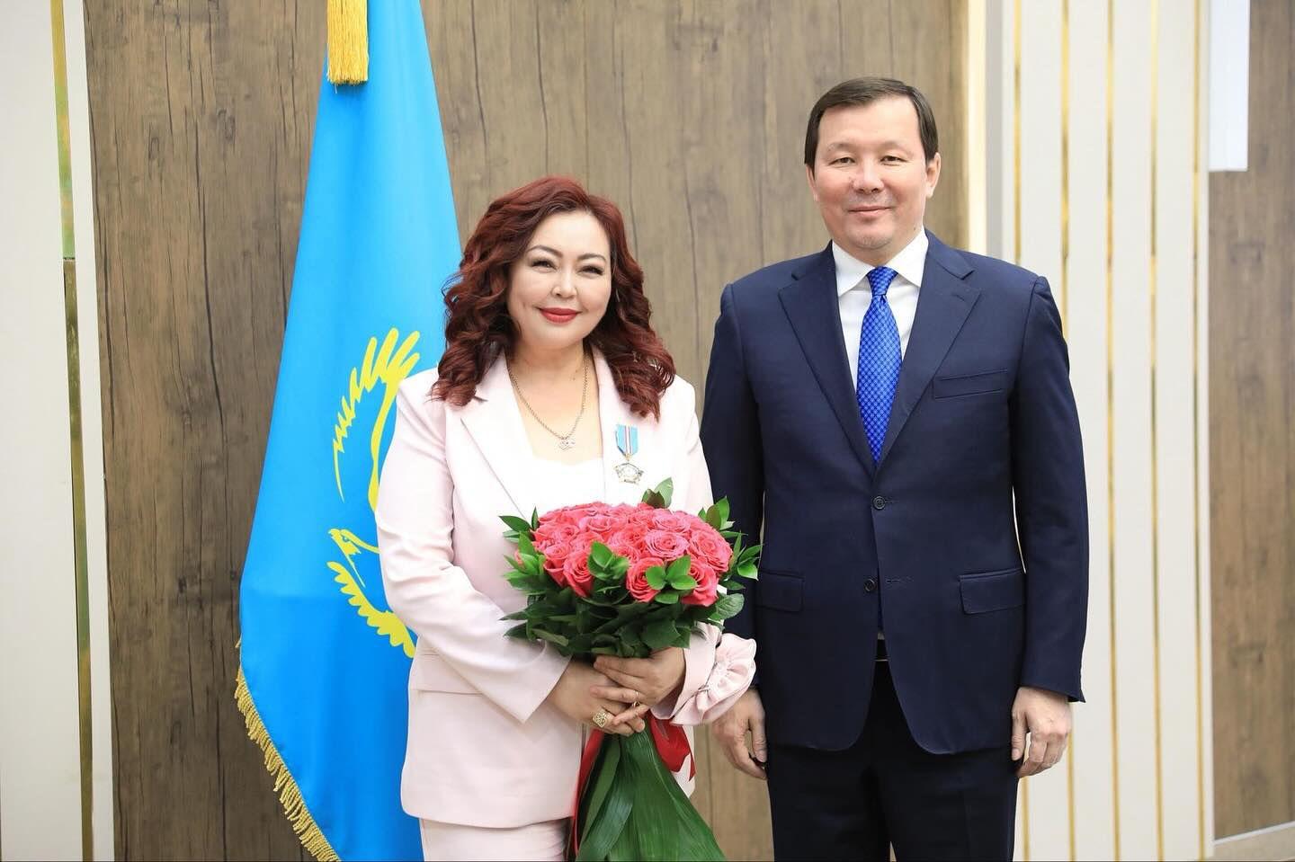 Айтыскер ақын Жұлдыз Қожабекова «Құрмет» орденімен марапатталды