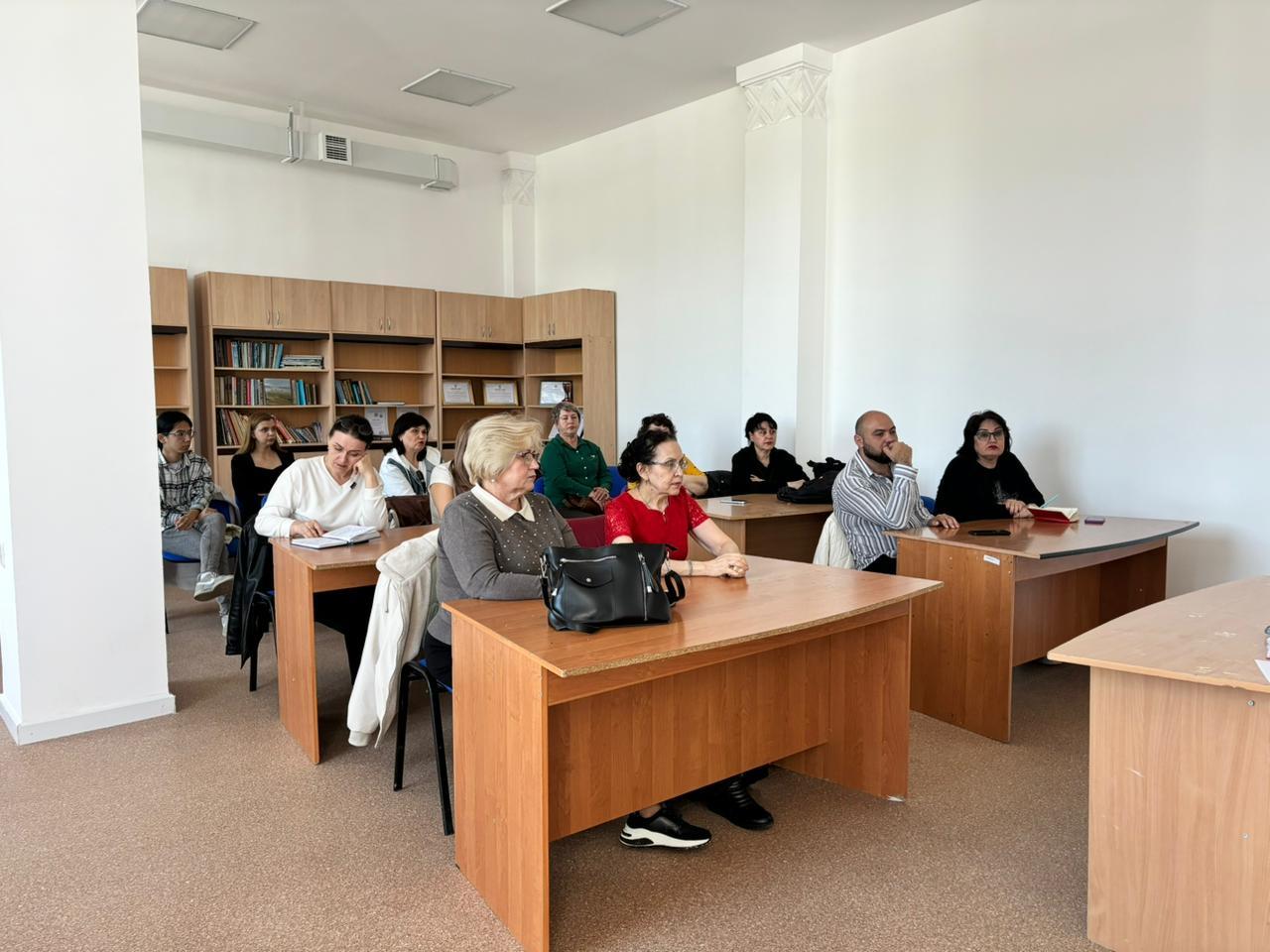 Этномәдени бірлестіктер жетекшілерімен жұмыс кеңесі өтті